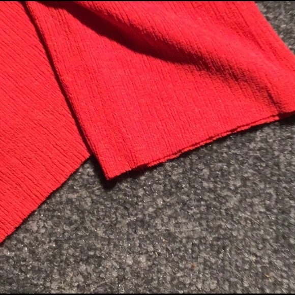 Dilvin raw edge stretchy blouse red M - Picture 5 of 5